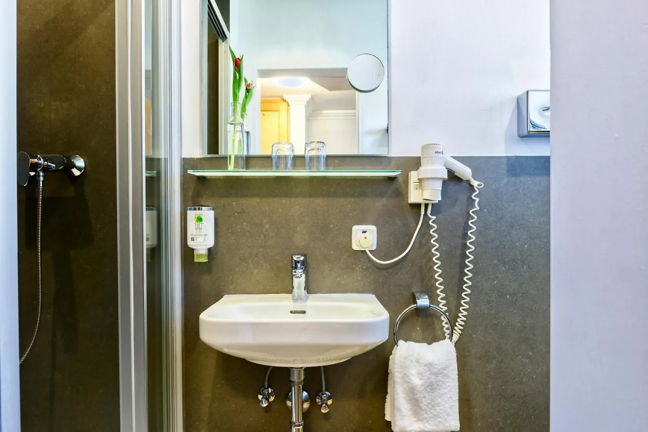 ***  Hotel Heigl Monaco di Baviera Germania